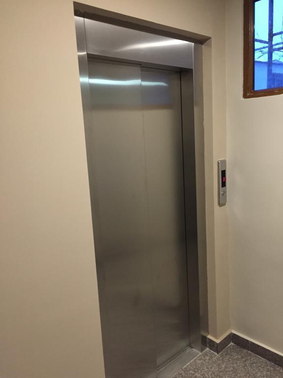 Primer Hotel Γιερεβάν Εξωτερικό φωτογραφία