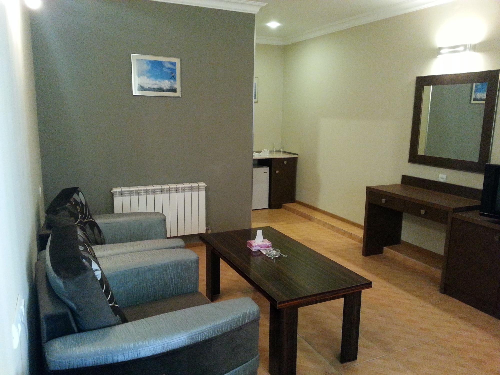 Primer Hotel Γιερεβάν Εξωτερικό φωτογραφία