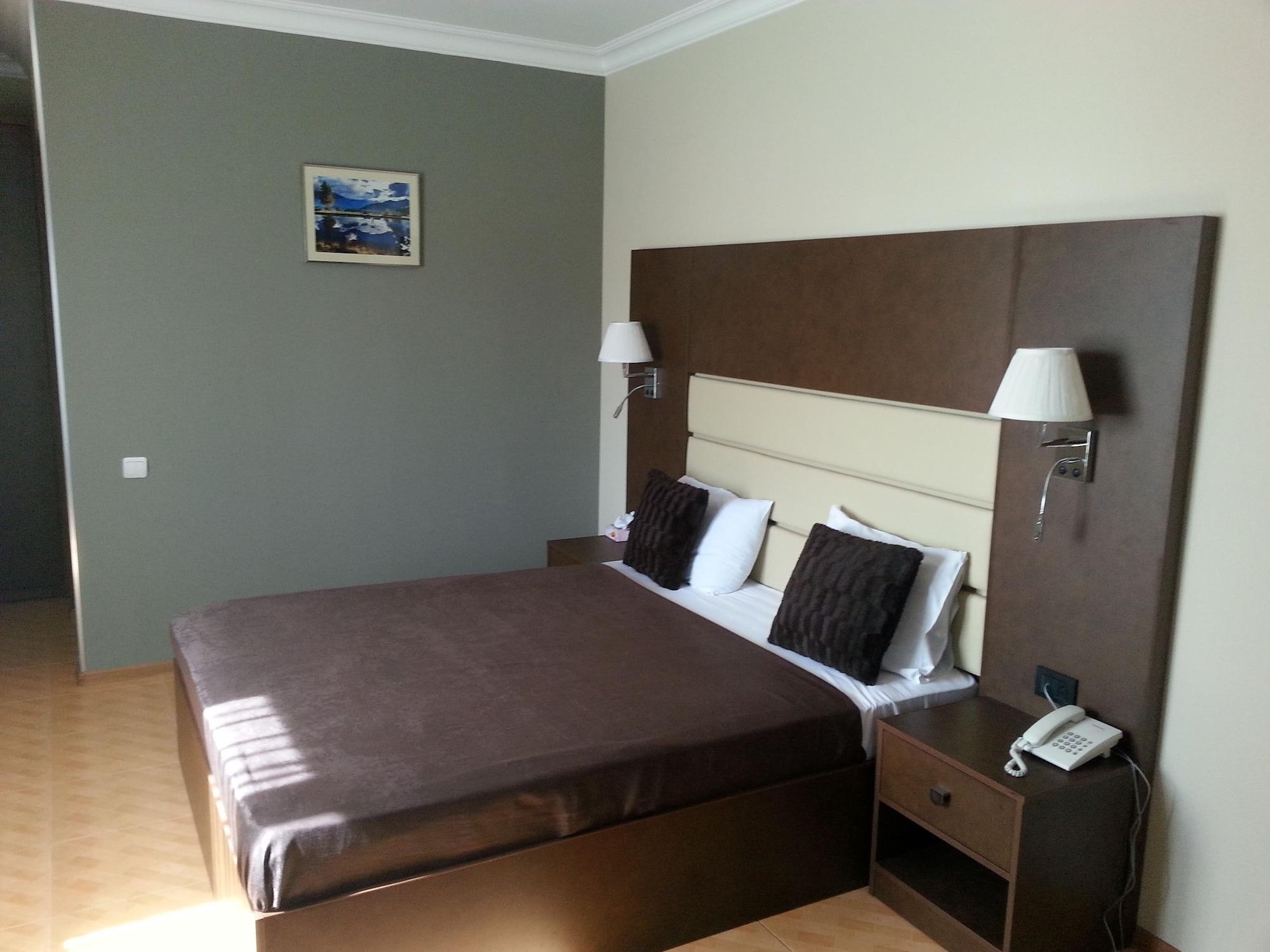 Primer Hotel Γιερεβάν Εξωτερικό φωτογραφία