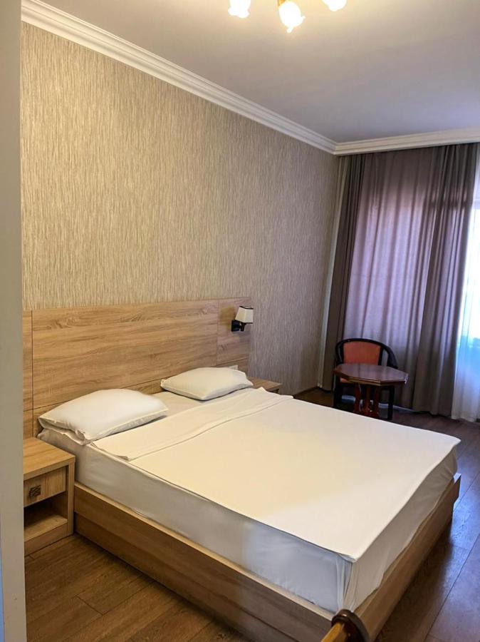 Primer Hotel Γιερεβάν Εξωτερικό φωτογραφία
