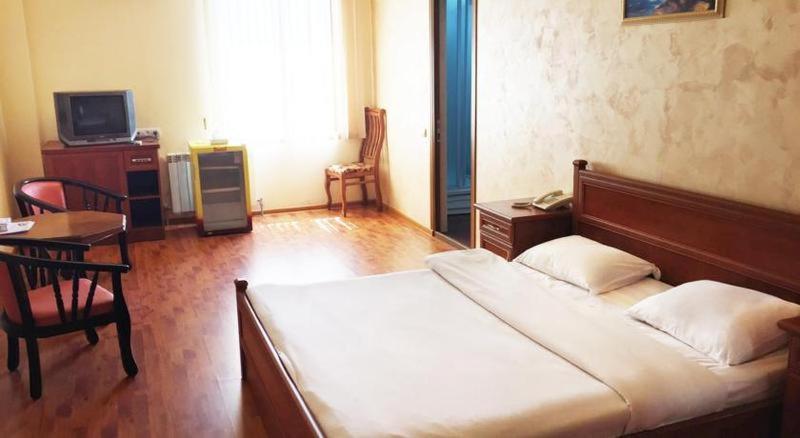 Primer Hotel Γιερεβάν Δωμάτιο φωτογραφία